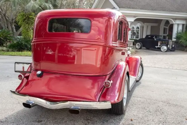 1934 Plymouth PE Deluxe Sedan - Classic Plymouth PE Deluxe Sedan 1934