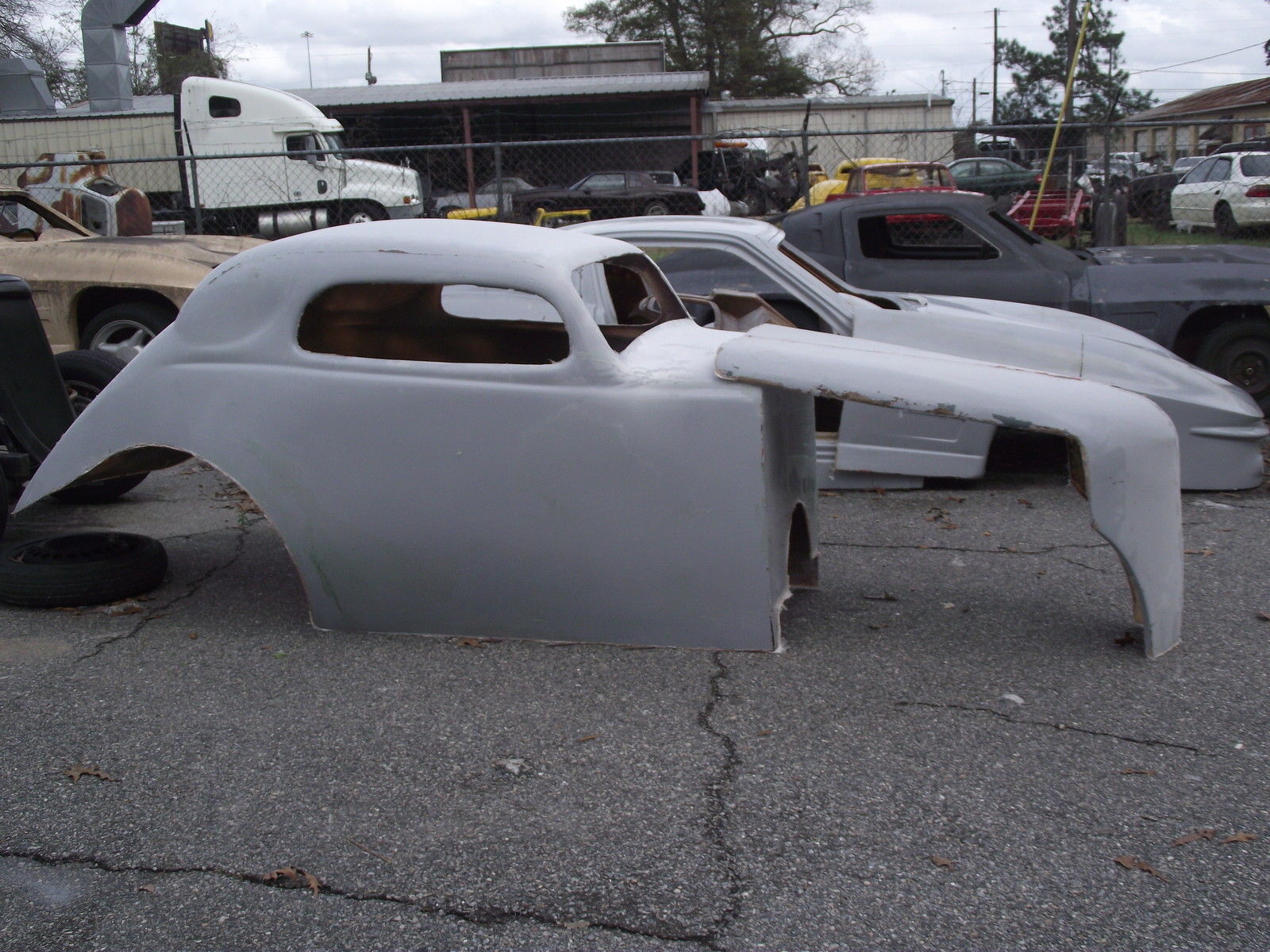 Mini Hot Rod Fibreglass Body on Steel C channel chassis & alloy I beam front end eBay