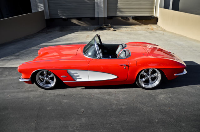 1961-chevy-corvette-pro-touring-restomod-ls3-5-speed-one-off-custom-build-9.JPG