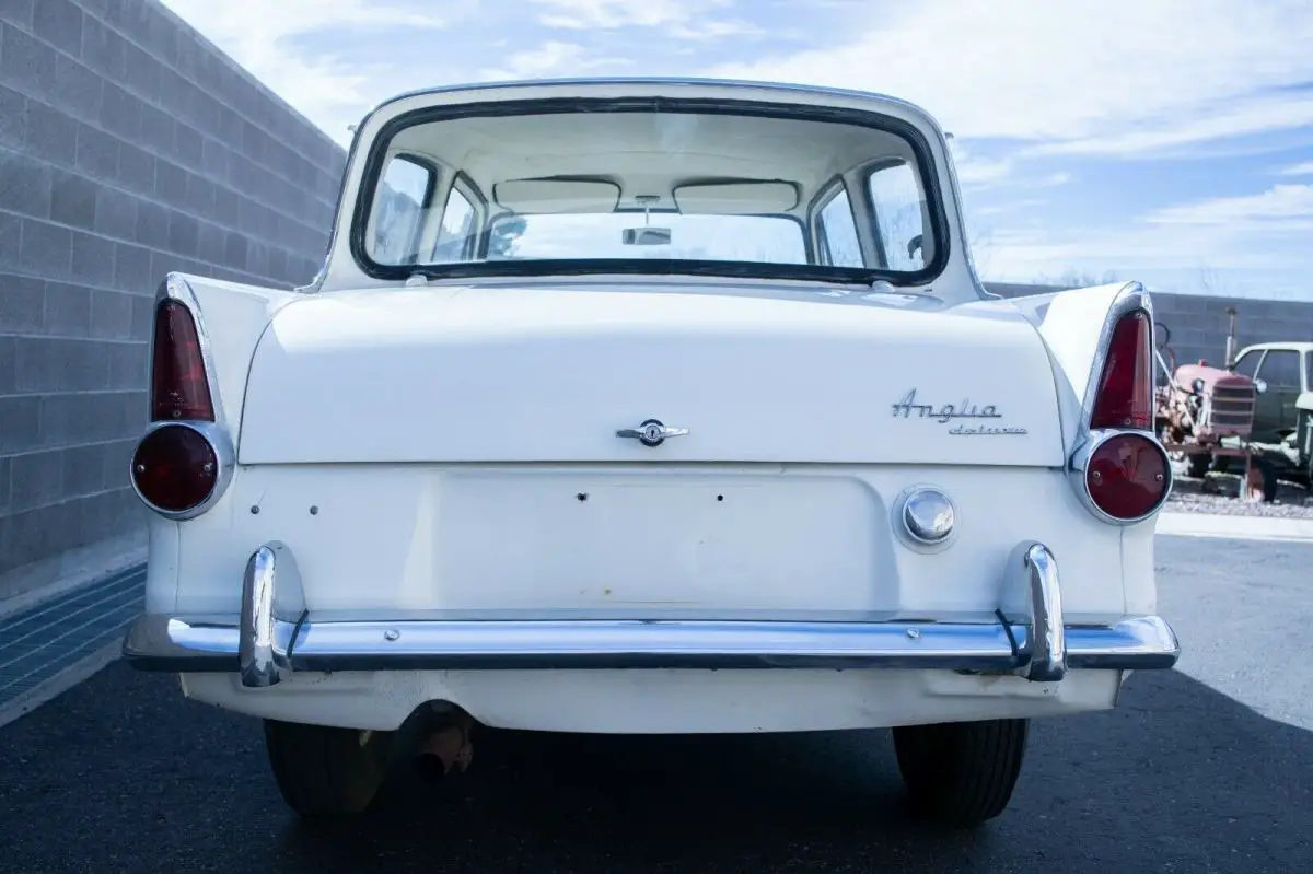 1964 Ford Anglia 105E - Classic Ford Anglia 1964 For Sale