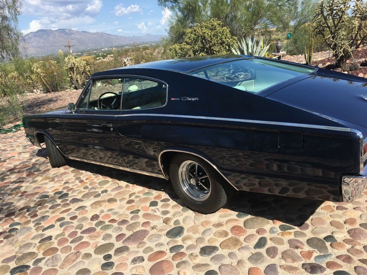 1967 Dodge Charger 383 Four Barrel Automatic with Factory a/c Vin