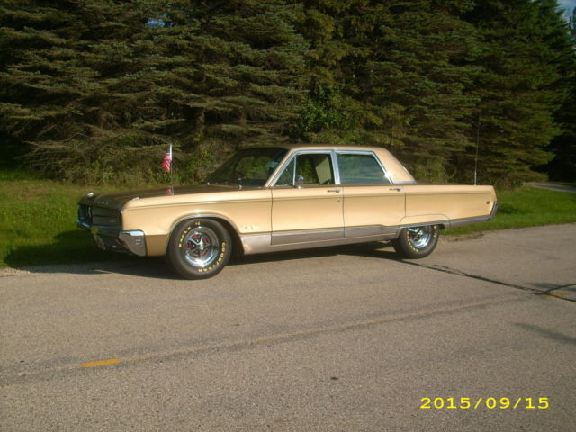 1968 CHRYSLER NEW YORKER TNT 440(yes it is a 375hp 440
