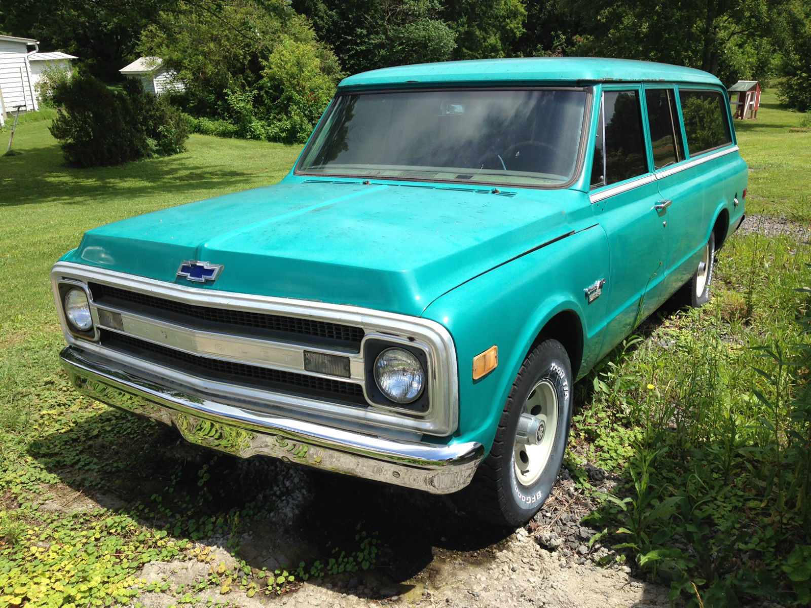 1969 Chevy Suburban. 3 door, runs & drives, factory A/C, 350V8