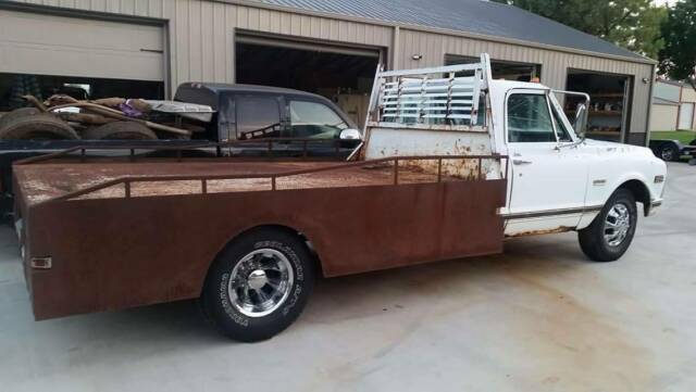 1969 GMC 3500 2wd single cab with 11 foot flatbed - Classic GMC C35