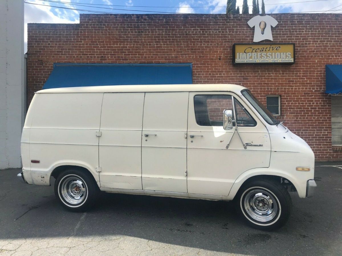 1977 Dodge Tradesman B100, Shorty - Classic Dodge Ram Van 1977 For Sale