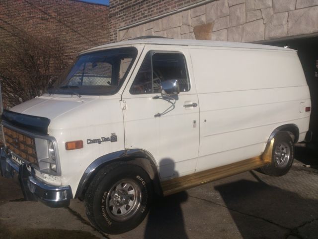 chevy van white