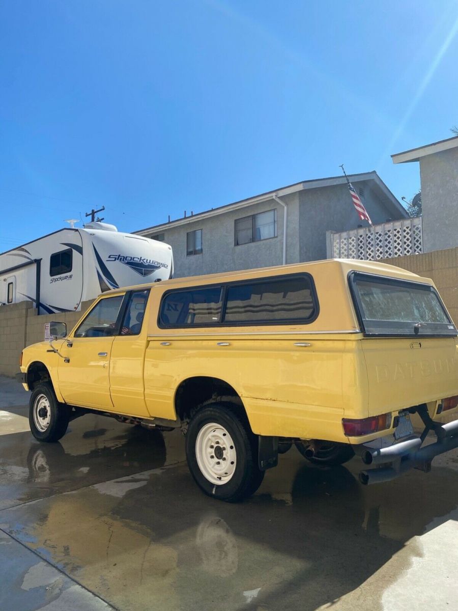 1980 Datsun 720; Datsun King Cab; clean title; manual transmission; new battery - Classic Datsun