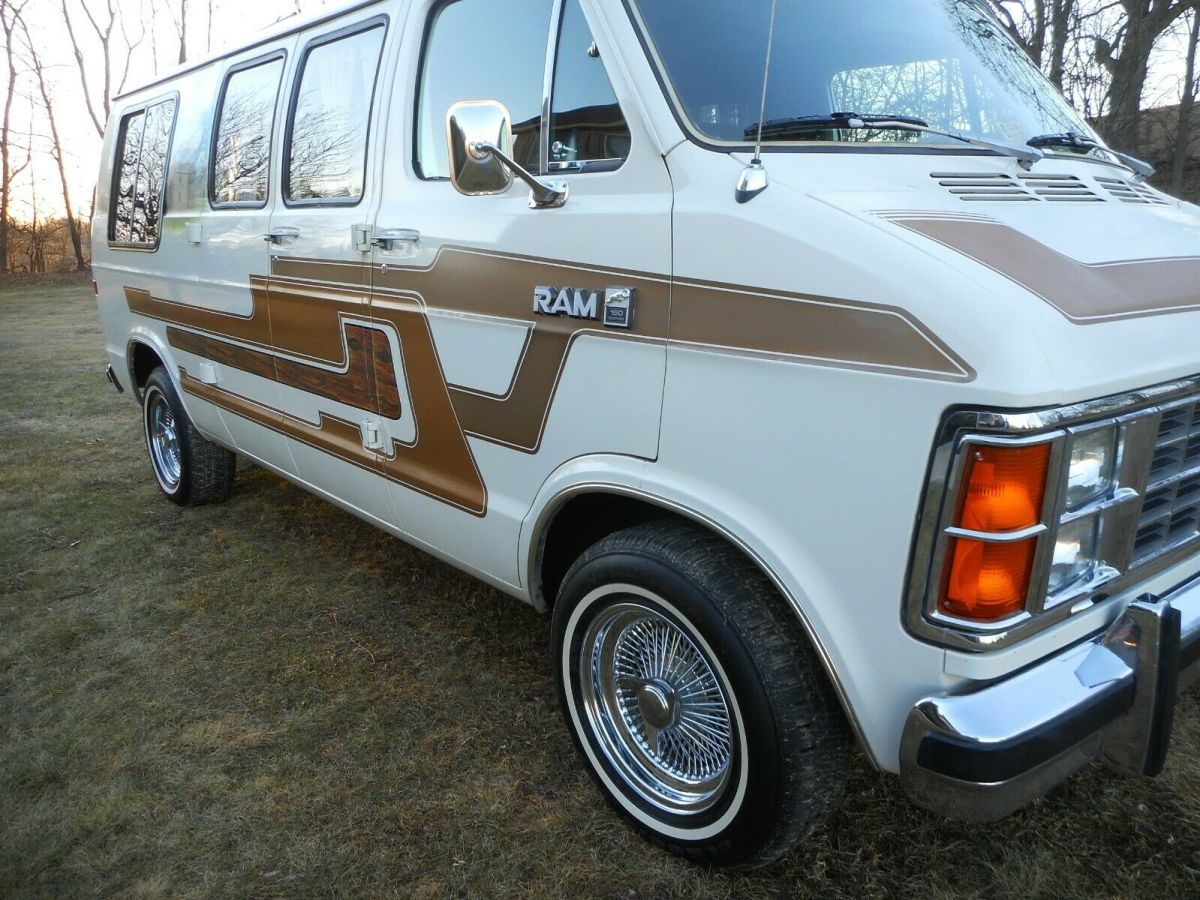 1981 Dodge B-150 Custom Van 100% Original, Rust Free, Excellent ...