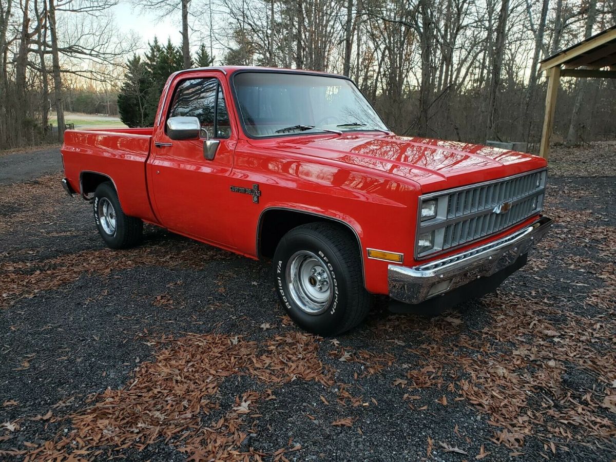 1982 Chevy Pickup Truck C-10 Custom Deluxe Scottsdale Silverado