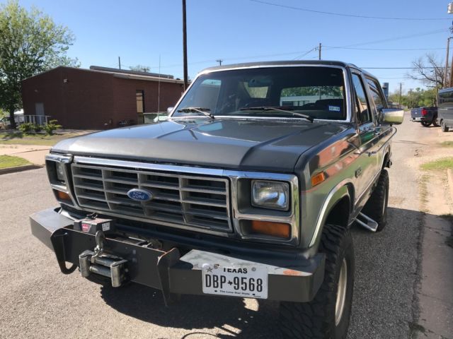 1986 Ford Bronco Xlt Efi 4x4 Lots Of Extras Runs Great Hard