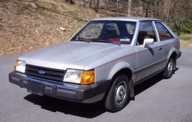 1986 FORD ESCORT 1 OWNER 47K MILES GARAGE KEPT NICE CONDITION CURRENT