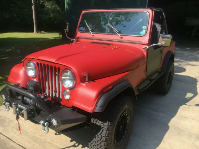 1986 JEEP CJ-7 CHEVY 350 4-SPEED MANUAL 2-DR 275 HP WITH DANA TRANSFER