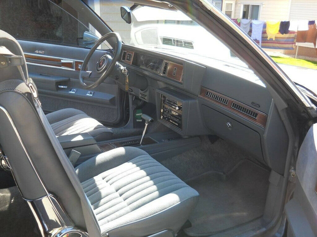 1986 Oldsmobile 442 307 V8 All Original One Owner 700R4 Transmission 400 mi Classic Oldsmobile
