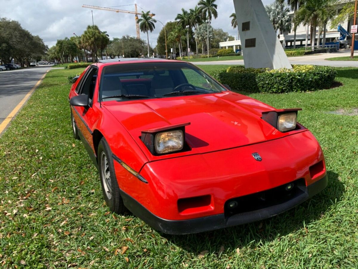 1986 Pontiac Fiero Gt 4 Speed Manual V6 Only 67000 Miles Very Clean No