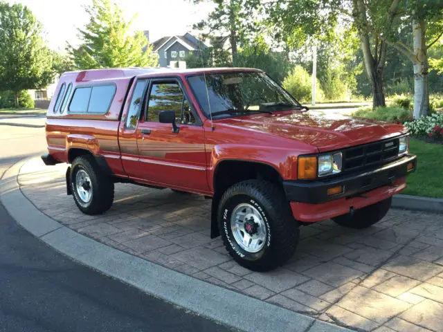 1986 toyota sr5 pickup 4x4 extra cab 4cyl efi 22re all factory ac 165k miles 1