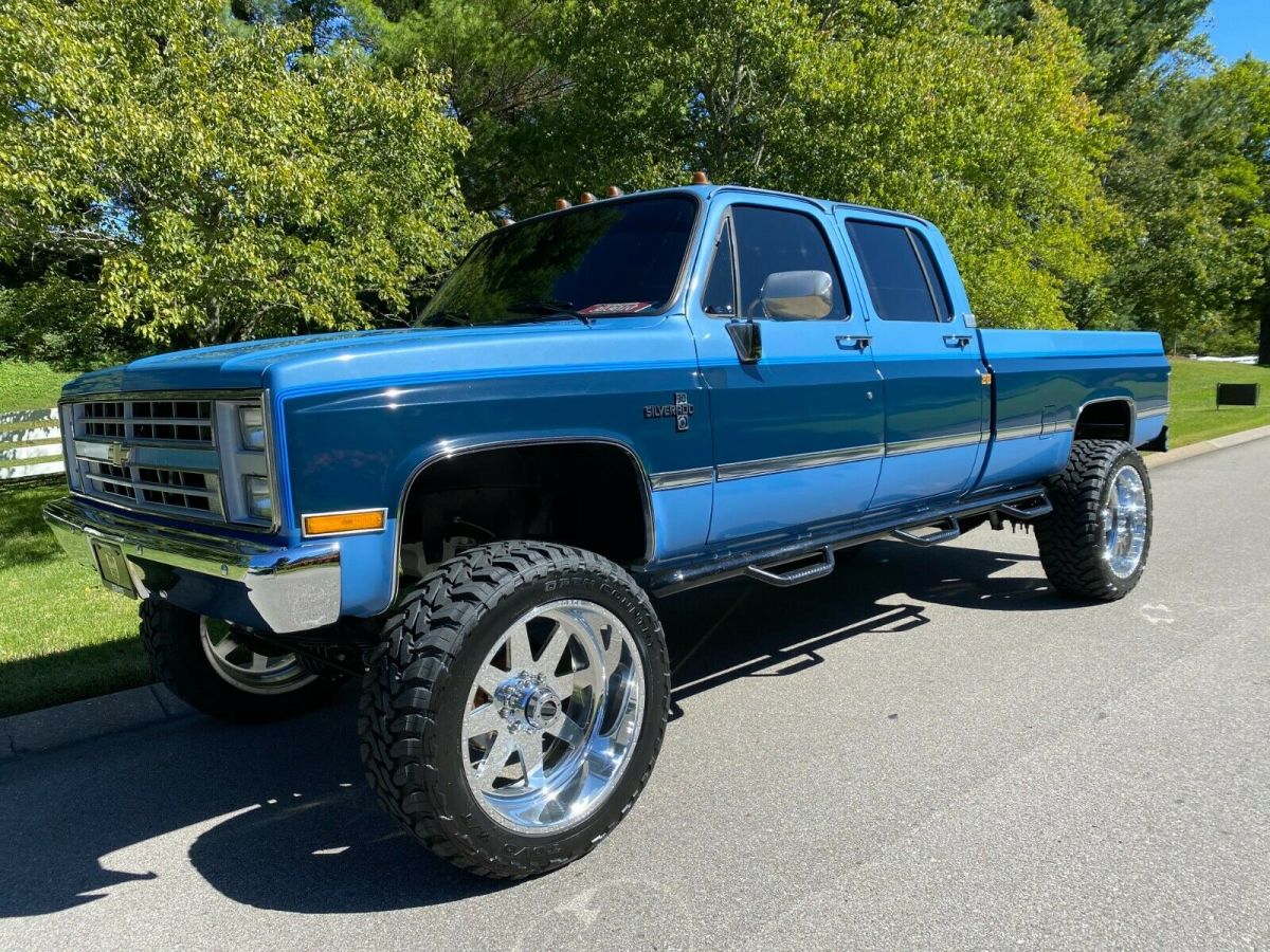 1987 CHEVROLET K30 CREW CAB 4X4-6.2 LS SWAP-FULLY REDONE-VINTAGE AIR 