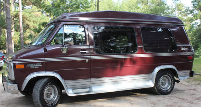 1989 Chevrolet G20 Conversion Van Van Craft No Reserve
