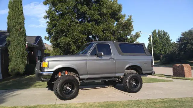 1989 ford bronco lifted