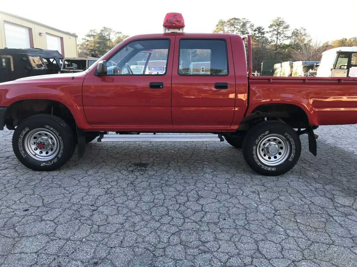 1989 toyota hilux truck JDM RHD right hand drive straight axle only