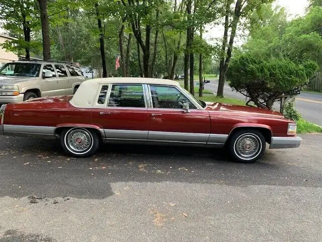 1991 Cadillac Fleetwood Brougham 5.7l V8 With Euro Molding - Classic 