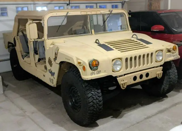 1992 M998 AM General Original Humvee HMMWV - Classic Hummer H1 1992 for