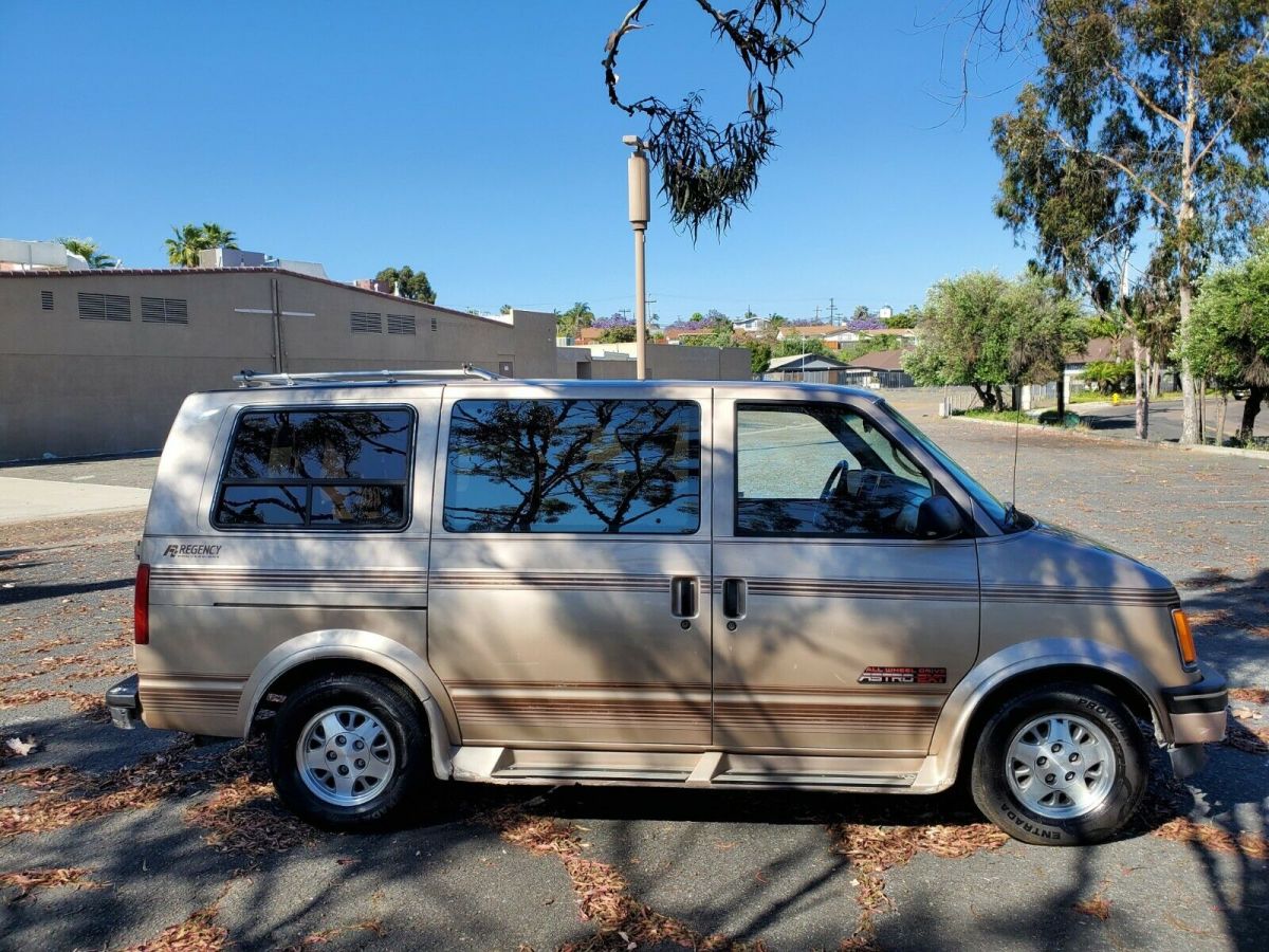 1993 chevrolet astro all wheel drive regency van Classic Chevrolet