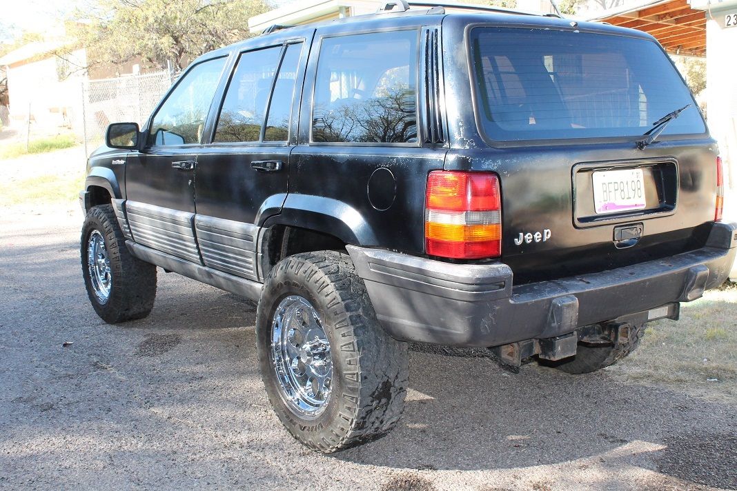 1993 Jeep Cherokee Laredo.