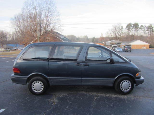 1993 toyota previa 1 owner 80k original miles very good condition ready to drive 4