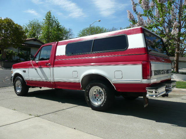 1993 XLT Standard Cab Long Bed and Matching Camper Shell - Classic Ford Ford F150 With Camper Shell For Sale