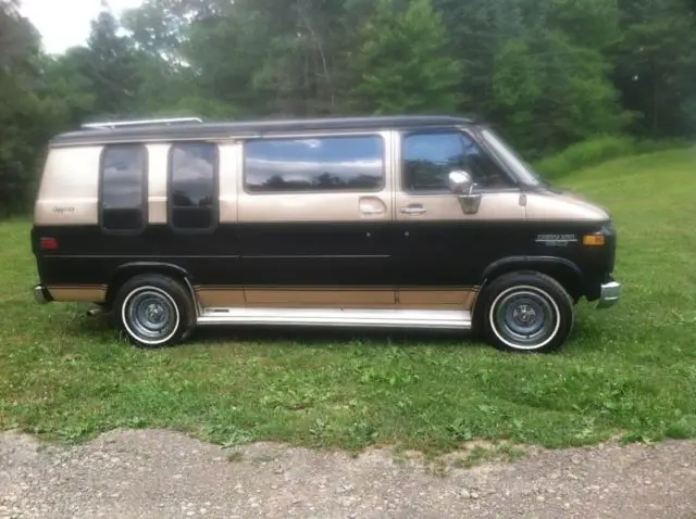 Chevrolet van 1983