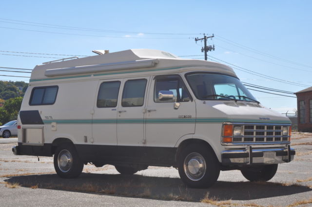 B350 - RV Van - Mobile Recreational - Coach House 192TB - 58-K Miles