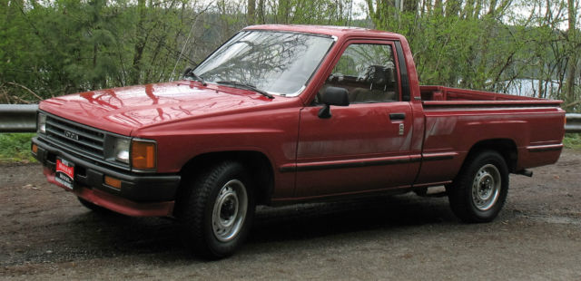 Clean 1987 Toyota Pickup Base Standard Cab Pickup 2.4L 22R engine 4