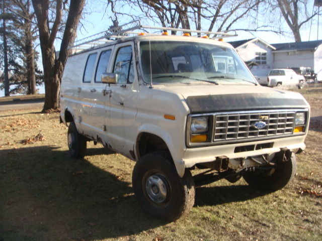 Ford E350 4WD VAN one ton FACTORY four 