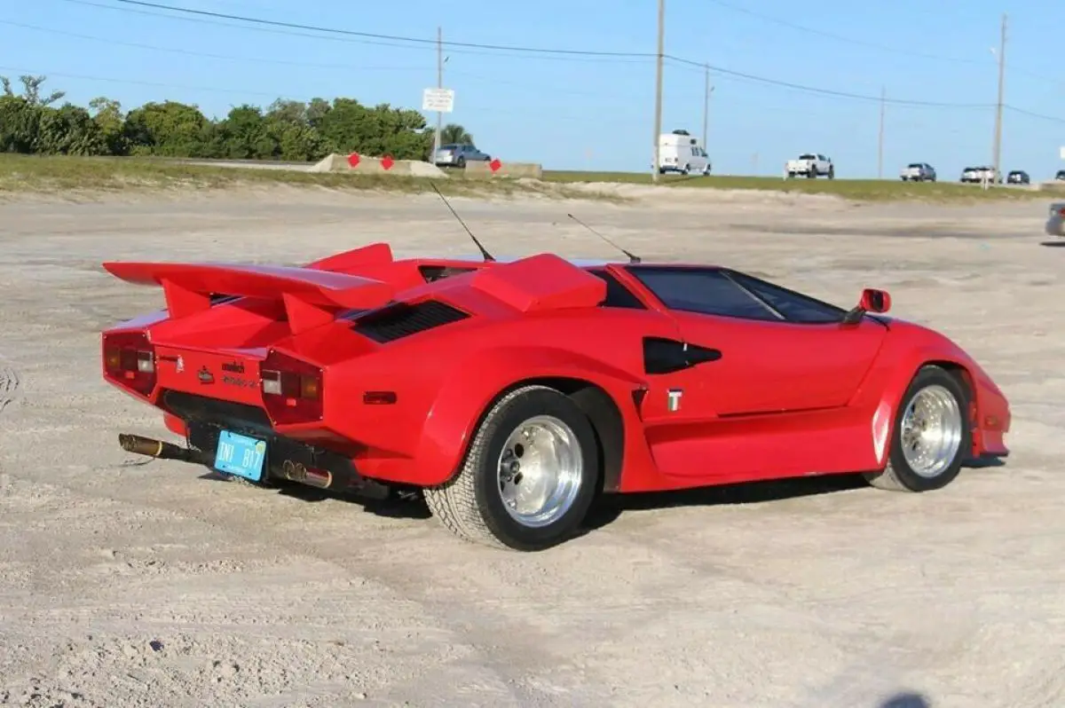 Lamborghini Countach Replica Pontiac Fiero Chassis kit car ferrari 