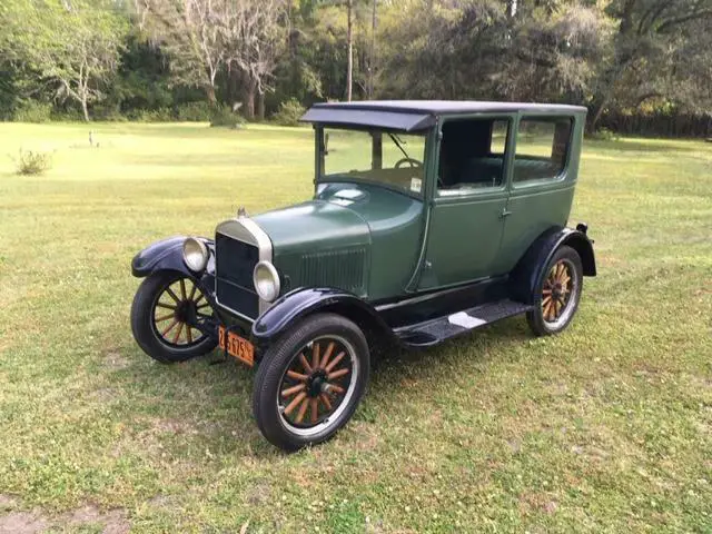 1926 2 door sedan - Classic Ford Model T 1926 for sale