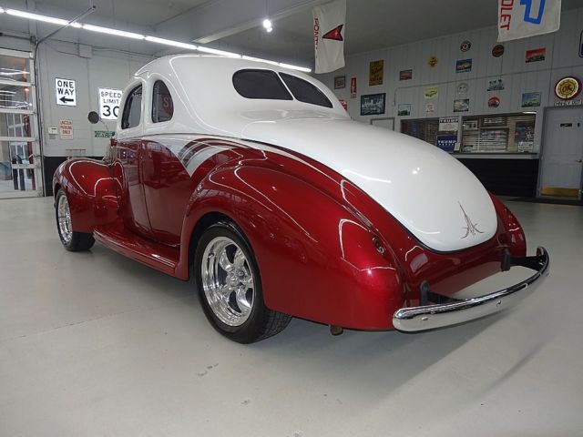 1940 FORD DELUXE STEEL HOT ROD Maroon & Pearl White FUEL INJECTED V8 ...