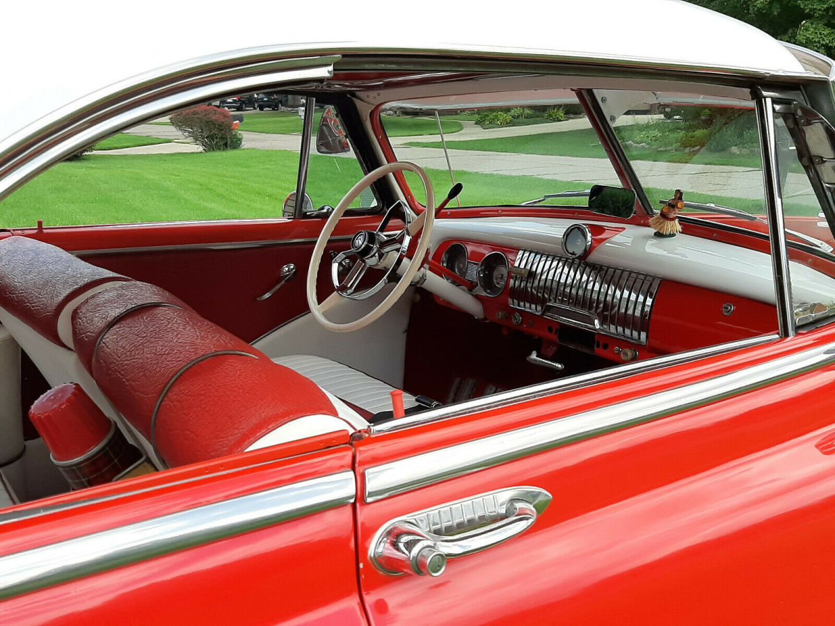 United Pacific LED Tail Lights – 1951-1952 Chevy Car, Bel Air Styleline Fleetline, 12V, Red