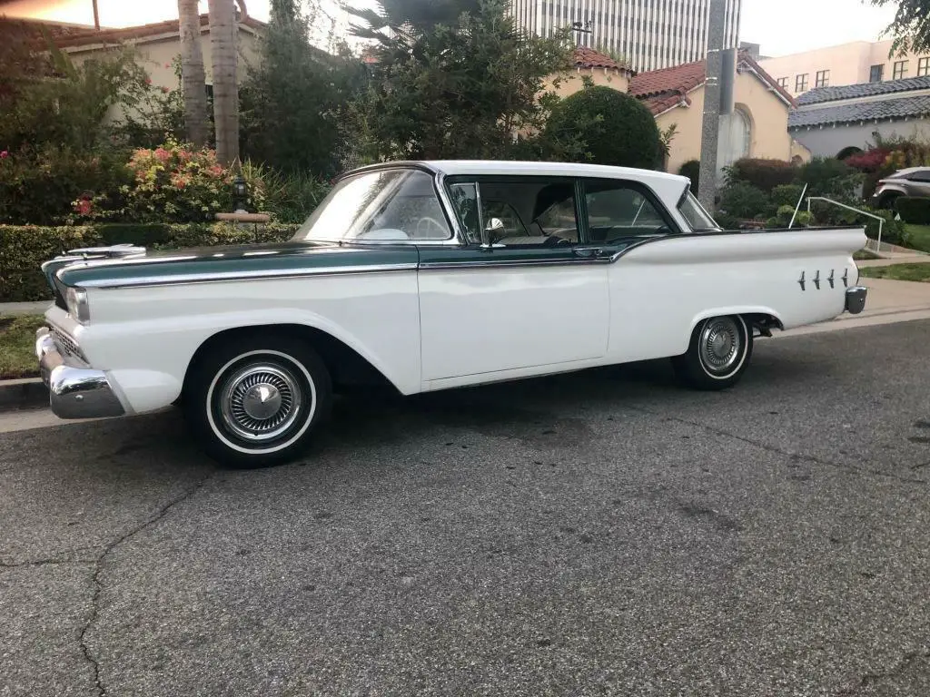 1959 Custom 300 Failane 500 Coupe american classic 