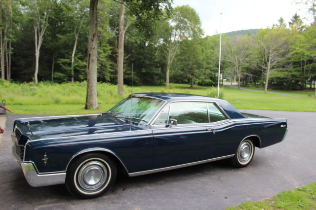 1966 Lincoln Continental 2 Door Coupe - Classic Lincoln Continental