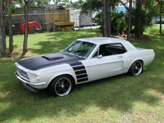1968 Mustang Coupe Show Car Resto Mod - Classic Ford Mustang 1968 for sale