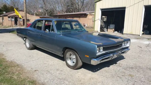 Dodge Coronet 1975