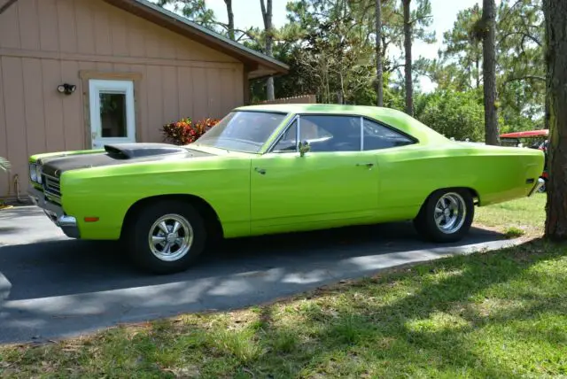 1969 Plymouth Road Runner 426 Hemi 4 Speed Runs Strong Non Matching