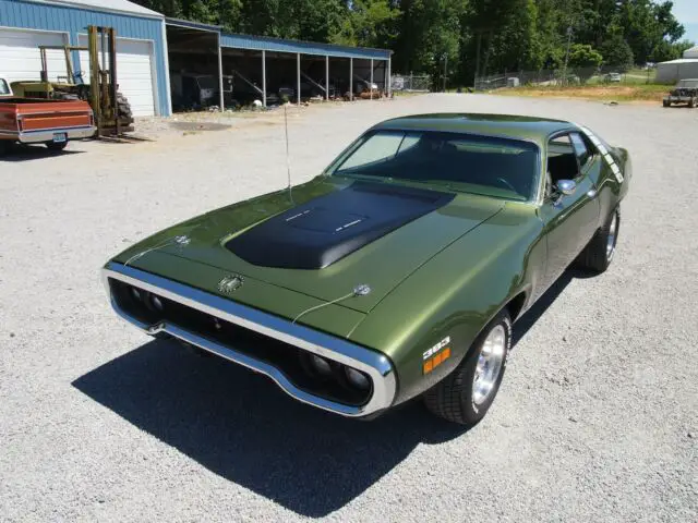 1971 RoadRunner 383 Auto F7 Green Air Grabber - Classic Plymouth Road ...