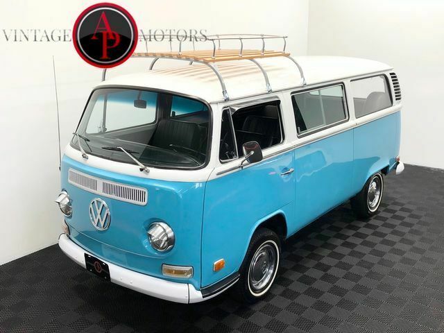thumbnail image 2 of Volkswagen Bay Transporter Restoration Manual – 9780857332455 2 of 6