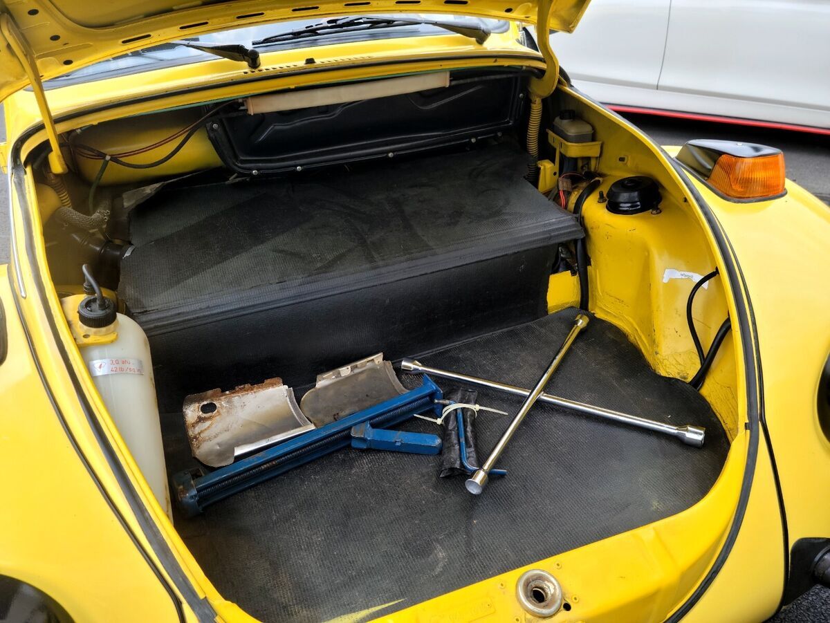 Right Rear Door Quarter Panel Board For VW Beetle / Super Beetle Sedan (1965-77) – Tan