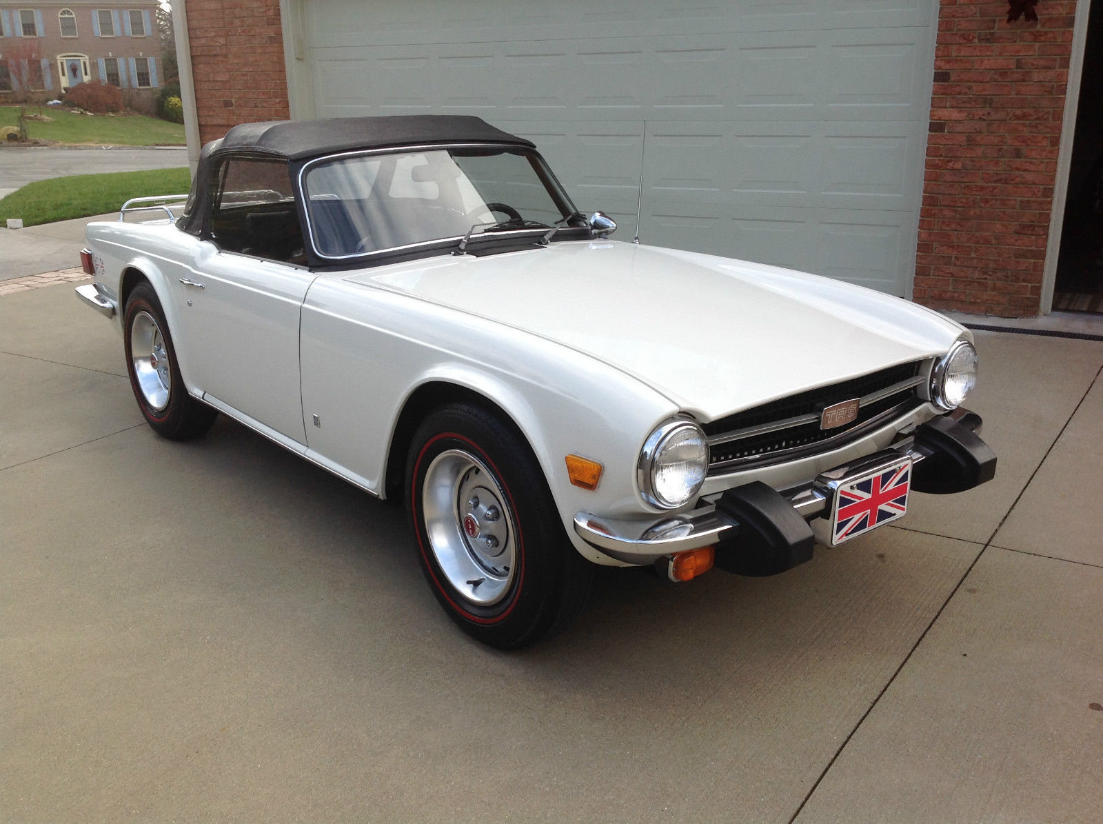 1976 White TR6 - Classic Triumph TR-6 1976 for sale