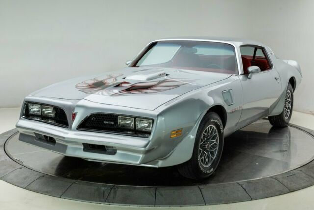 1977 Pontiac Trans Am 6.6 Liter V8 3 Speed Automatic Coupe Sterling ...