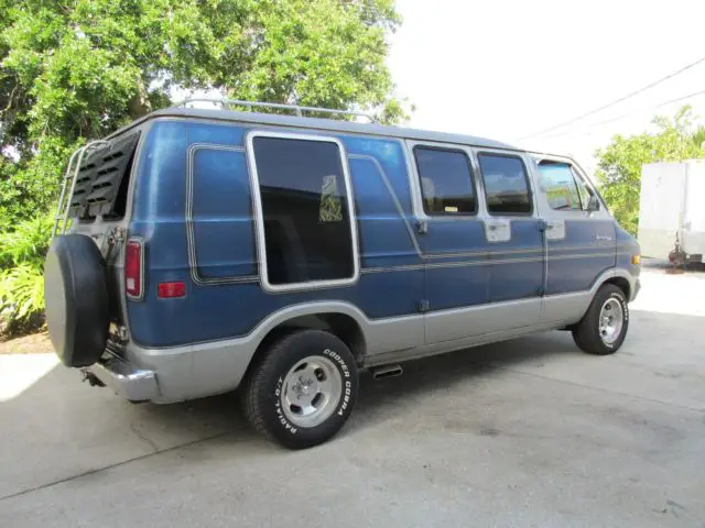 1978 Dodge tradesman van b200 hippy Shagin wagon nice driver - Classic