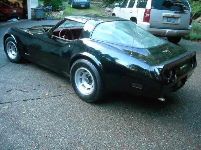 1981 CORVETTE BLACK 4 SPEED - Classic Chevrolet Corvette 1981 for sale