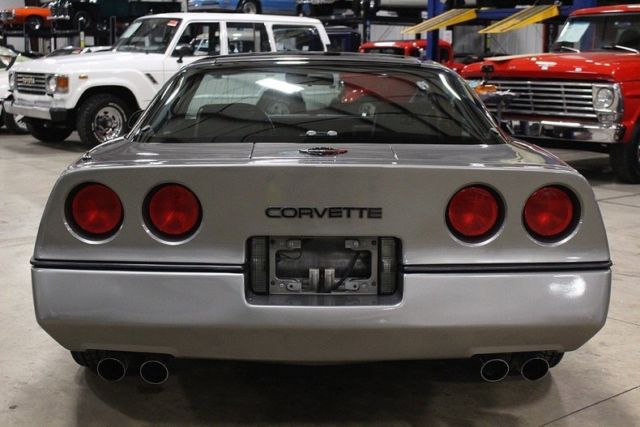 thumbnail image 2 of Original 1985 Chevrolet Corvette Owners Manual - Paper Handbook 2 of 5